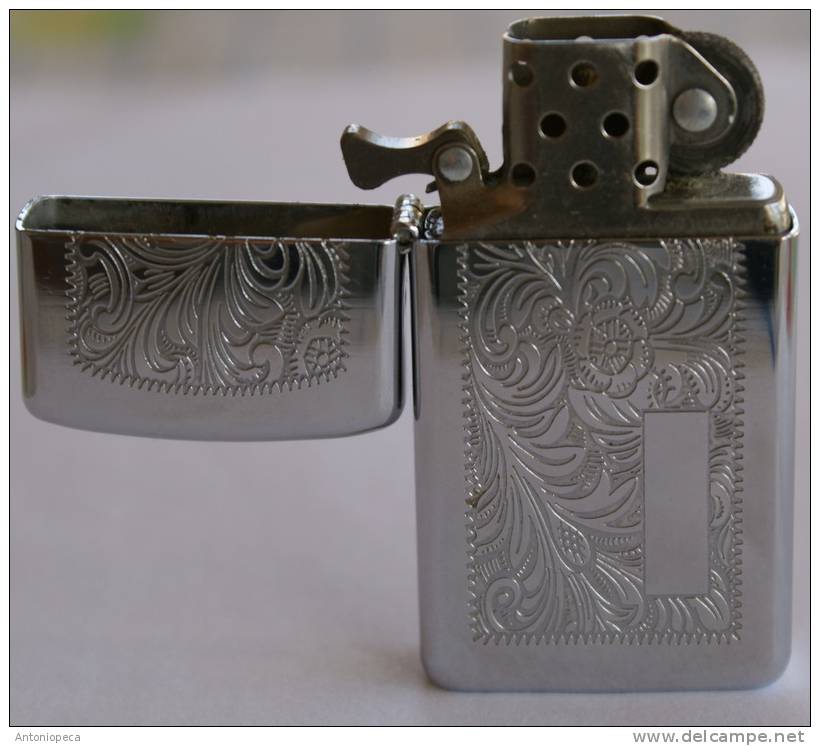 ZIPPO LIGHTER ORIGINALE USA - Zippo