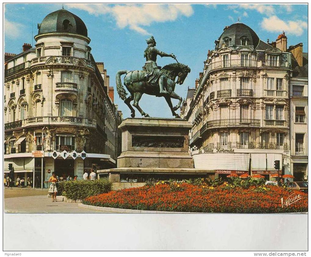 Cp , 45 , ORLEANS , Place Du Martroi , La Statue De Jeanne D'Arc , Voyagé  1979 - Orleans