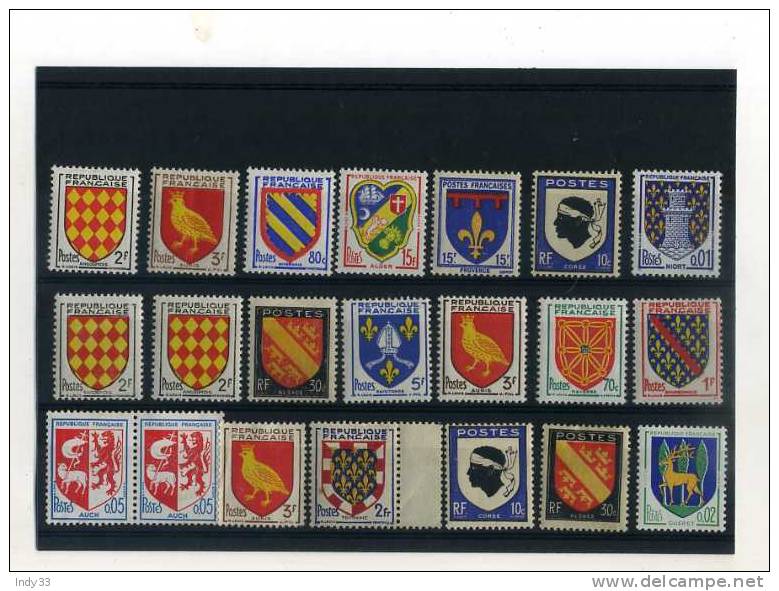 - FRANCE . ENSEMBLE DE TIMBRES ARMOIRIES . NEUFS AVEC OU SANS CHARNIERE . EVENTUELS PROBLEMES DE GOMME - 1941-66 Armoiries Et Blasons