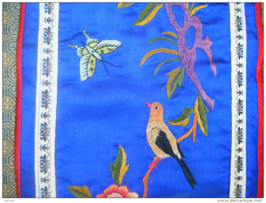 Decor Asiatique -tres Raffine - A Suspendre Au Mur-brode-oiseau Fleur Papillon 23x42 Environ- - Art Asiatique