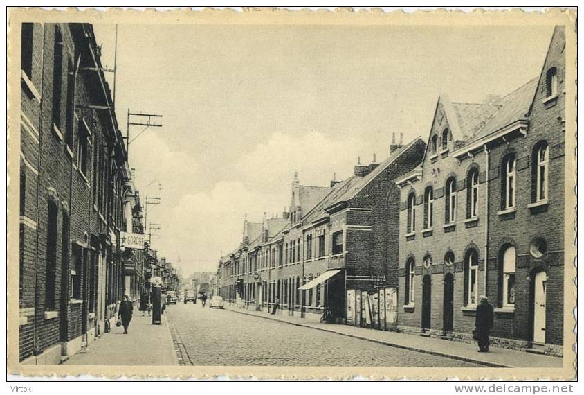 Willebroek :  Overwinningsstraat  (  Old Car  VW Kever ) - Willebroek