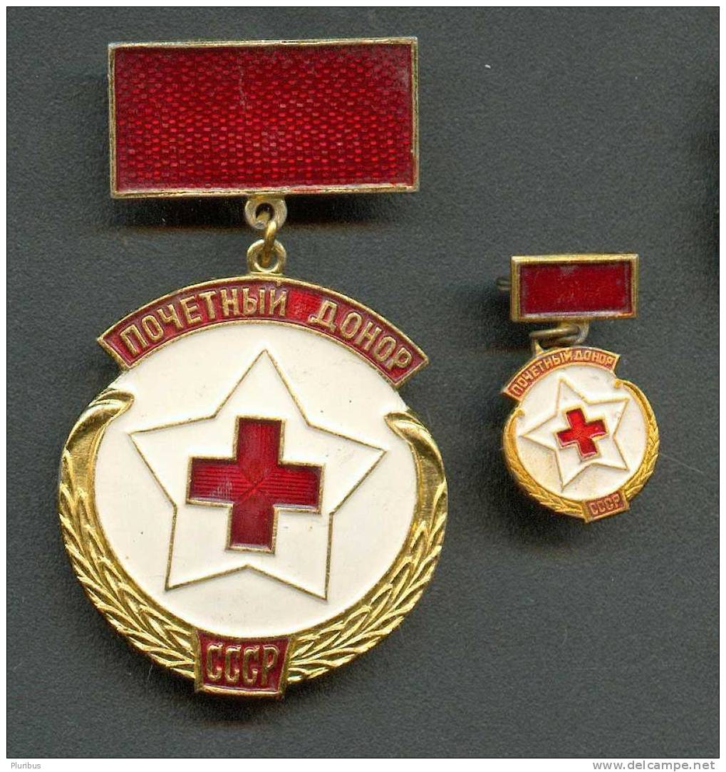 RUSSIA USSR , HONOURABLE DONOR , RED CROSS, MEDAL BADGE With The Miniature, Old Version - Andere & Zonder Classificatie