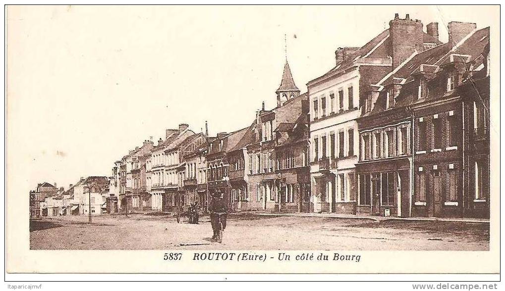 Eure  : ROUTOT  : Un Coté  Du  Bourg - Routot