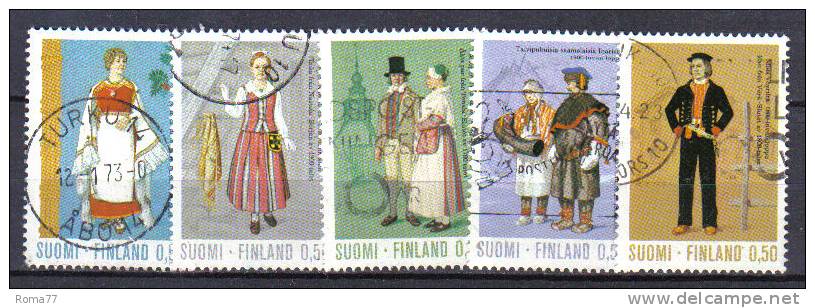 SS2879 - FINLANDIA 1972 , Costumi Serie N. 674/678 - Gebraucht