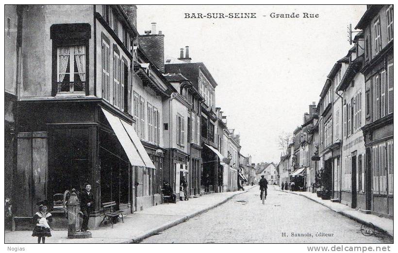 BAR SUR SEINE - LA GRANDE RUE - TRES BELLE CARTE ANIMEE AVEC COMMERCES -  TOP !!! - Bar-sur-Seine