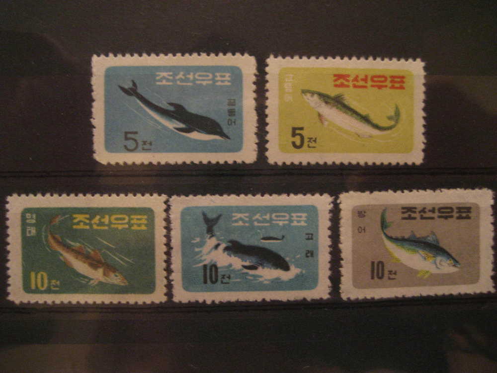 COREA Yvert 278/82  No Gum Ballenas Whales Baleines Delfin Dauphin Dolphin Thon - Baleines