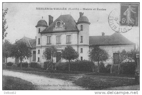 NESLES - LA - VALLEE - Mairie Et Ecoles - Nesles-la-Vallée