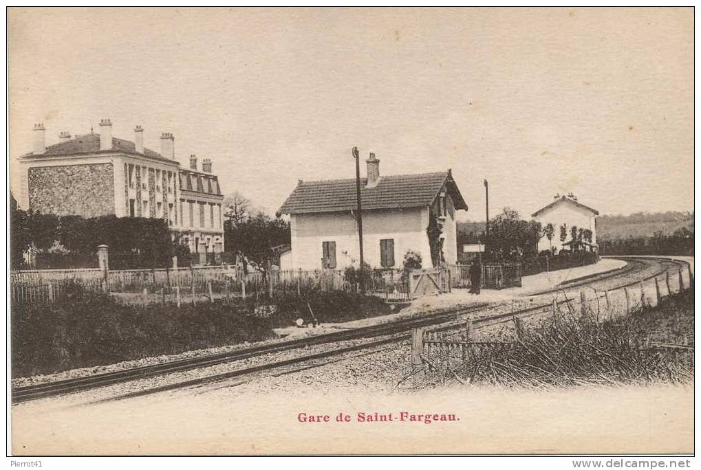 Gare De SAINT FARGEAU - Saint Fargeau Ponthierry