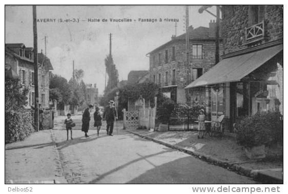 TAVERNY - Halte De Vaucelles - Passage à Niveau - Taverny