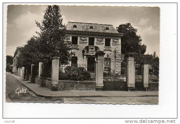 61 La FERTE Macé : Banque La Caisse D´épargne - Banken