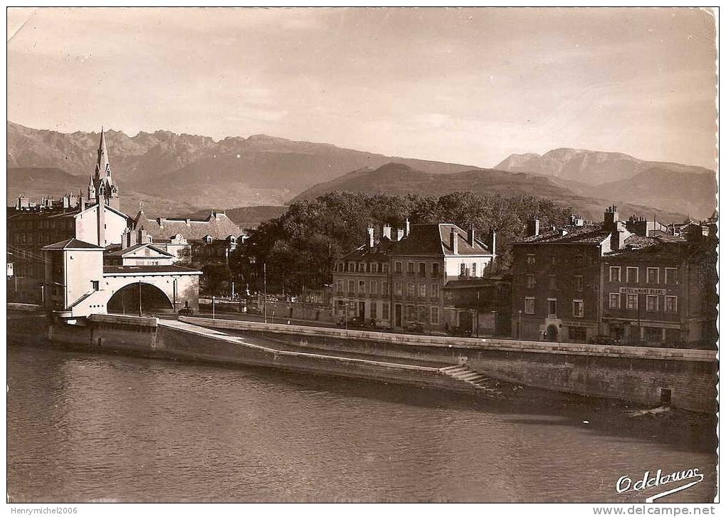 Grenoble ( Isere) Hotel De Mont Blanc Sur Les Quai,au Dos Cachet Foire De 1964,  Photo Oddoux - Grenoble