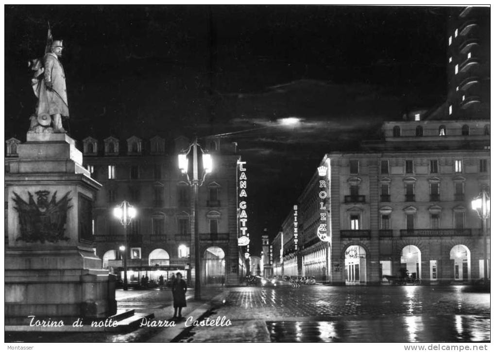 TORINO. Piazza Castello. Bar. Notturno. Vg. C/fr. Per TRIESTE 1960. - Orte & Plätze