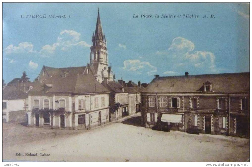 La Place, La Mairie Et L´église - Tierce