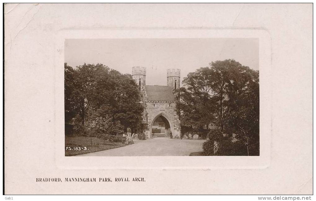 Bradford , Manningham Park , Royal Arch . - Bradford