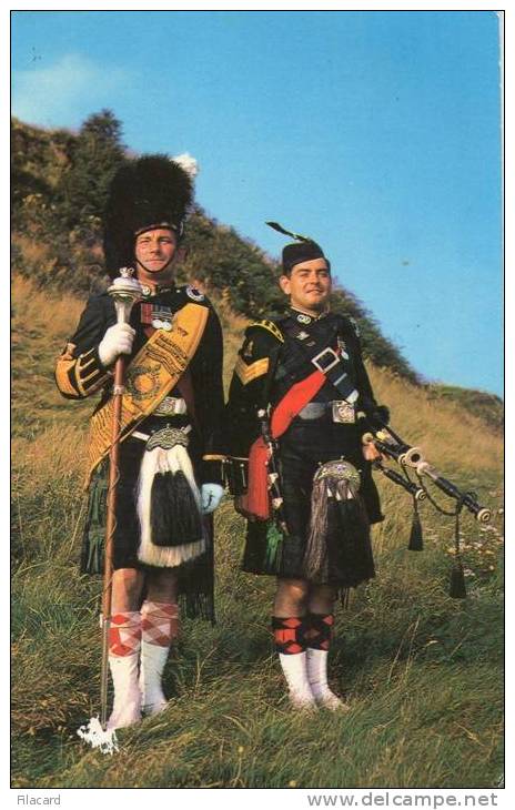 7651   Regno  Unito    Scozia  Drum Major And Piper  Argyll And  Sutherland  Highlanders   VGSB - Sutherland