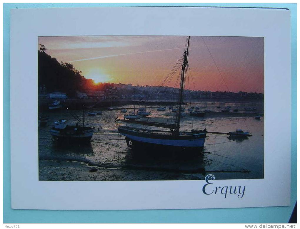 V4-22-côte D'armor-erquy-coucher De Soleil Sur Le Port- - Erquy