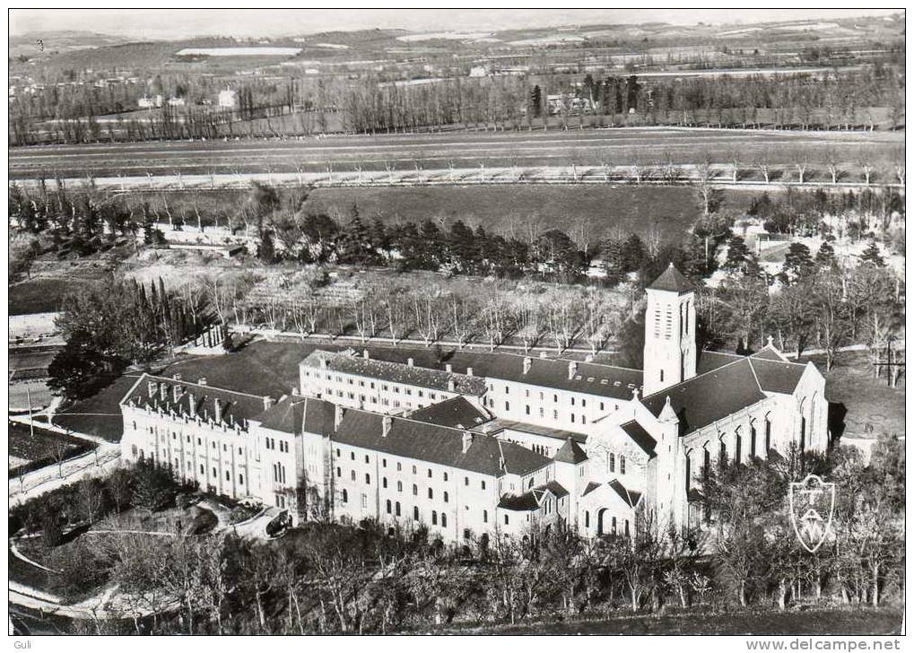 Abbaye Saint Benoit D´En-Calcat ( 1) DOURGNE 81 Tarn -Vue Aérienne Le Monastére La Plaine De Verdalle *PRIX FIXE - Dourgne