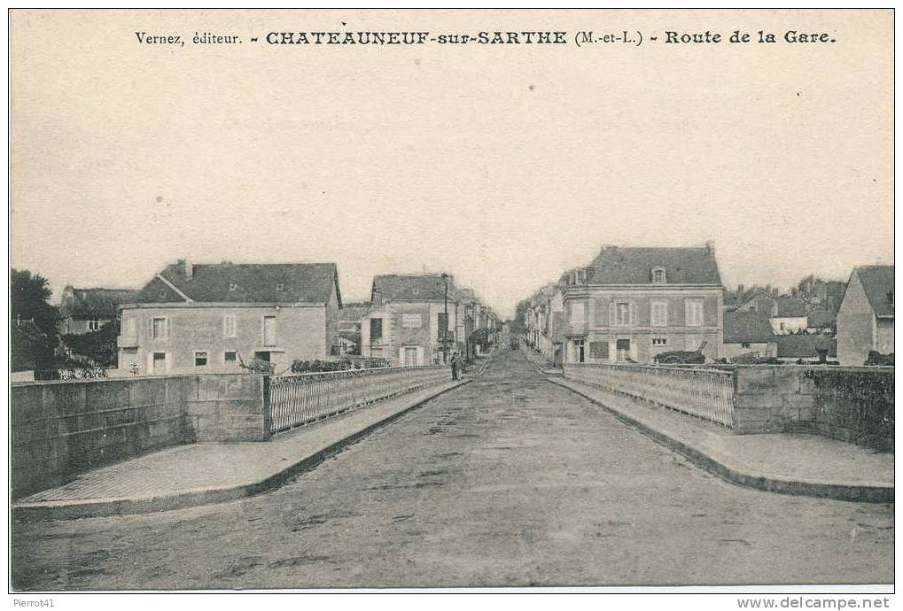 Route De La Gare - Chateauneuf Sur Sarthe