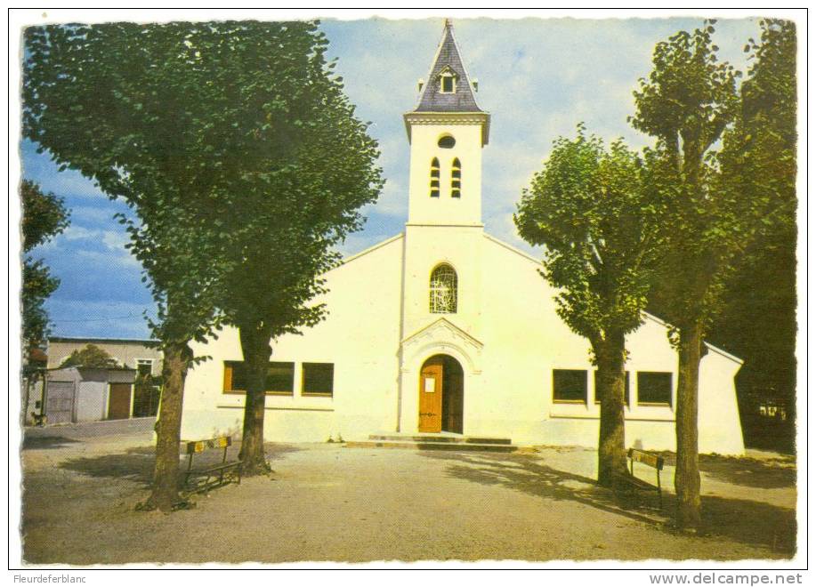 LE PLESSIS TREVISE (94)  - CPSM - L'église - Le Plessis Trevise