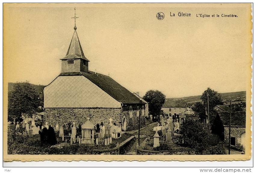 La Gleize  L'Eglise Et Le Cimetière B113 - Stoumont