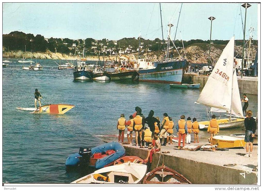 CROZON MORGAT .. LE PORT ET L'ECOLE DE VOILE - Crozon