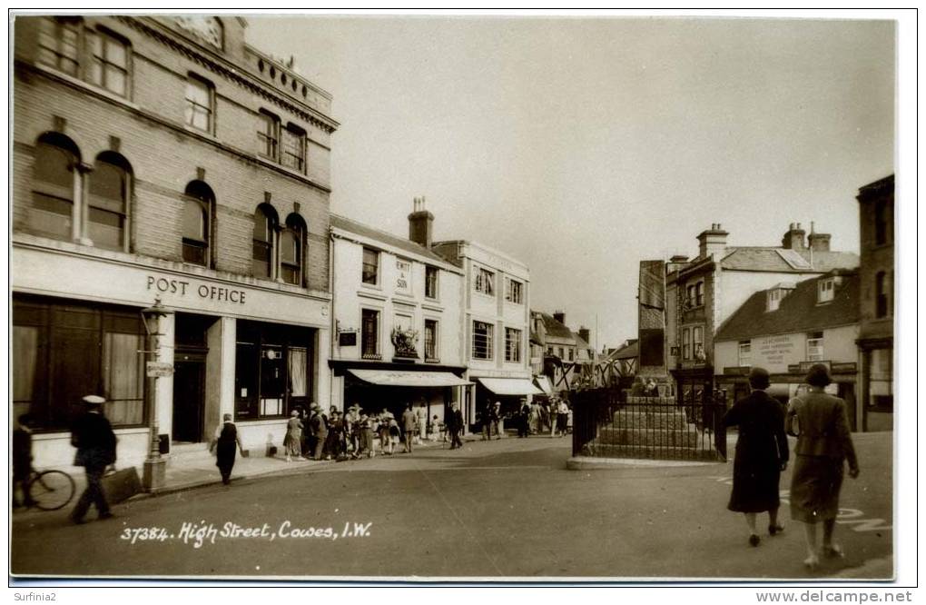 IOW - COWES - HIGH STREET ANIMATED RP - POST OFFICE  Iow4 - Cowes