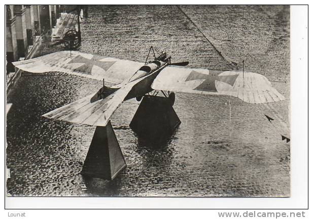 (guerre 1914-1918) ALLEMAGNE Monoplan "Taube", Capturé En 1914et Exposé Aux Invalides (29 AV) Pub Transfusine - 1914-1918: 1st War