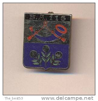 Insigne      BA  115    Orange - Luftwaffe