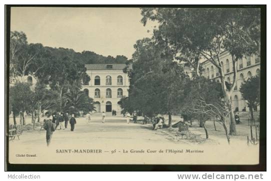 83 SAINT MANDRIER /           L'hôpital Maritime - La Grande Cour    / - Saint-Mandrier-sur-Mer