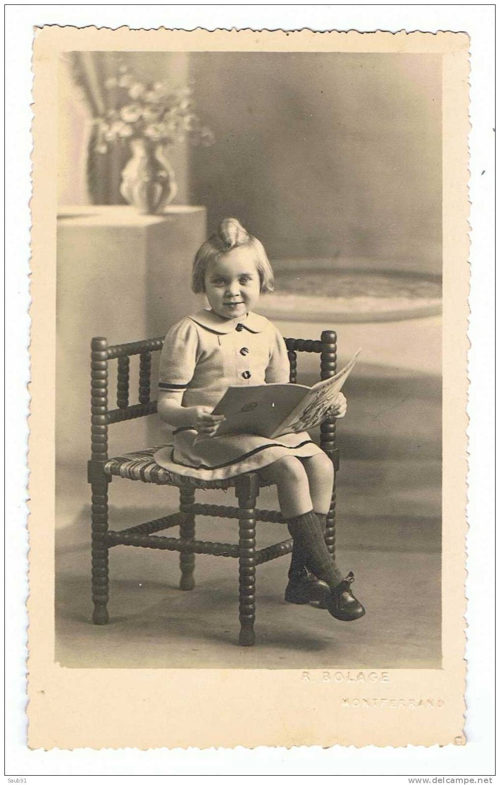 Photographie -carte Postale Ancienne  D´ Une Fillette Lisant -  Enfants - Photographe Bolage à Montferrand-Réf:9035 - Non Classés