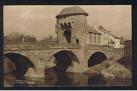 RB 578 - Early W.A. Call Real Photo Postcard - Monnow Bridge & Houses Monmouth Monmouthshire Wales - Monmouthshire