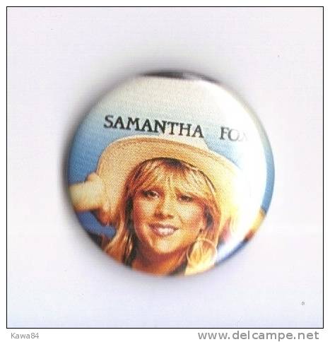 DIVERS  Samantha Fox  " Badge " - Other Products