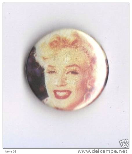 DIVERS Madonna " Badge " - Objetos Derivados