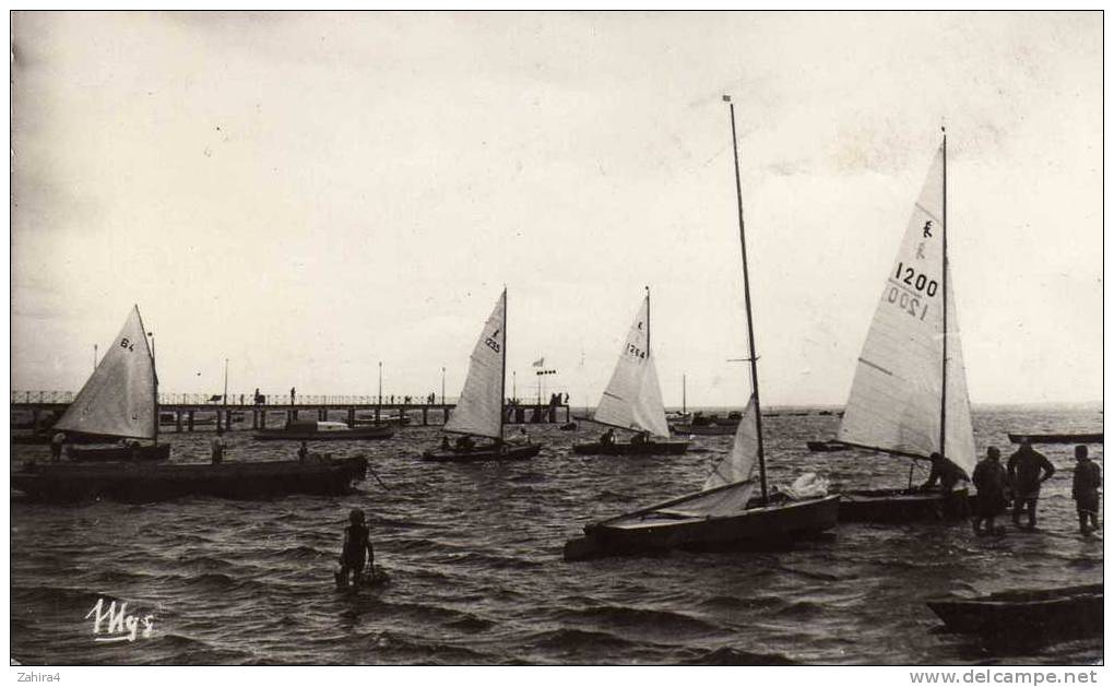 19  -  Bassin D' Arcachon  -  Regates Sur Le Bassin - Mys Valence D'Agen - Sailing