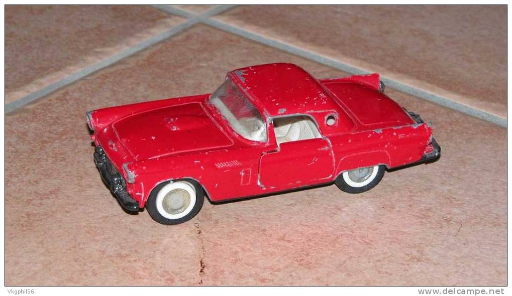 Voiture Majorette Ancienne Thunderbird 1956 En Métal, à Suspensions. éch. 1/32  Voir Scans - Antikspielzeug