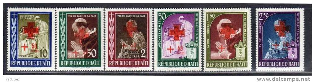 CROIX ROUGE - HAITI "au Profit De La Croix-rouge " N°415/7+PA164/66** VARIETE DU MOT CENTIMES INVERSE - Haití