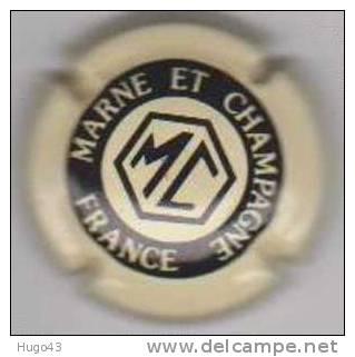 CHAMPAGNE MARNE ET CHAMPAGNE  COULEUR CREME ECRITURE FINE - Marne Et Champagne