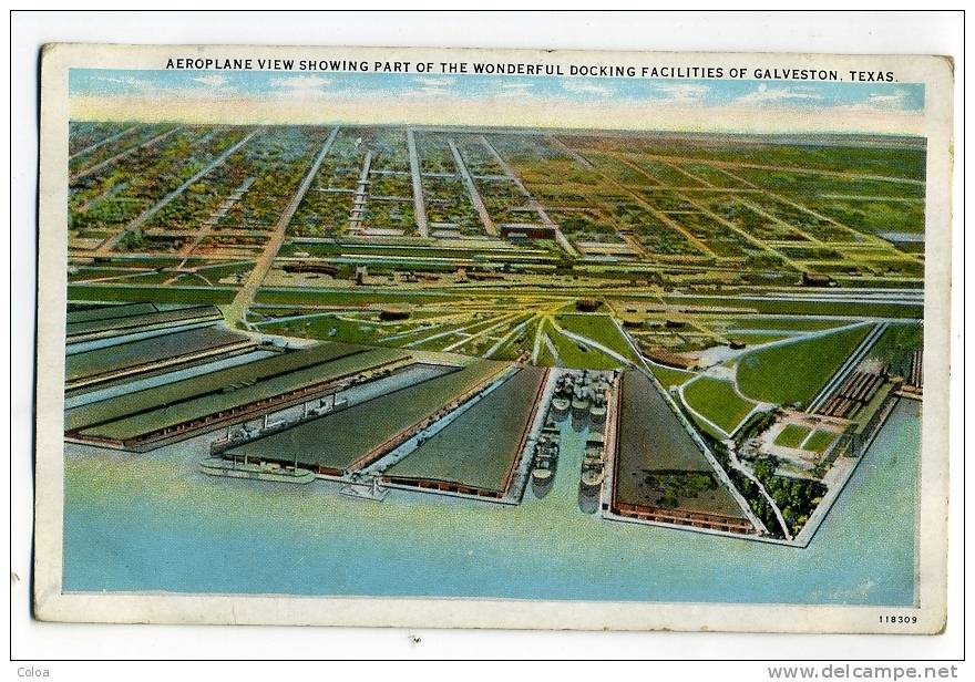 Aeroplane View Showing Part Of The Wonderful Docking Facilities Of Galveston Texas - Galveston
