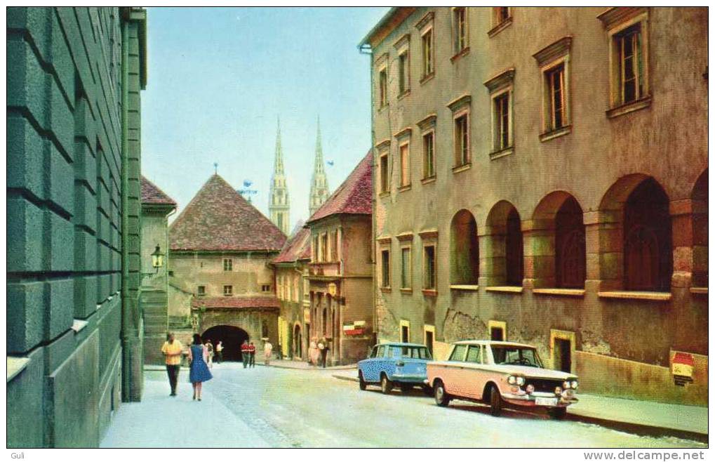 ZAGREB -Croatie-Croatia-carte Super Grand Format 18 X 11.5 Cms -Porte De Pierre Kamenita Vrata (auto Voiture Fiat ) *P F - Croatie