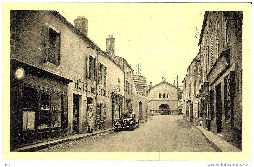 GEVREY CHAMBERTIN - Hotel De L'Etoile, Traction Avant - Gevrey Chambertin