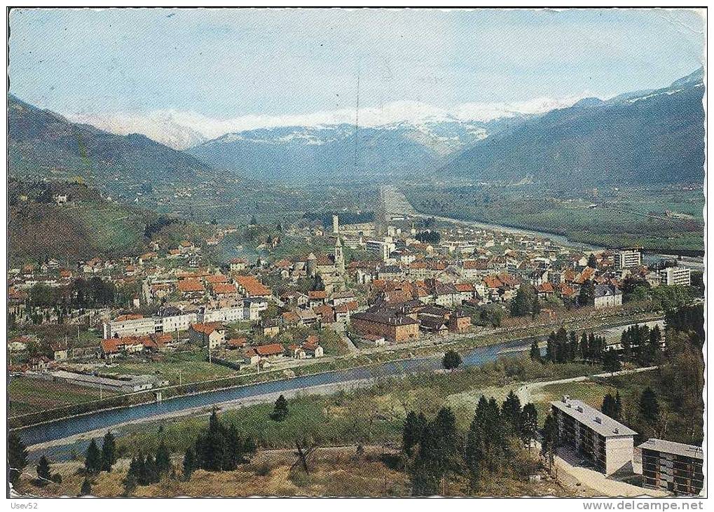 CPSM Bonneville - Vue Générale. Au Fond, La Chaîne Du Mont Blanc - Bonneville