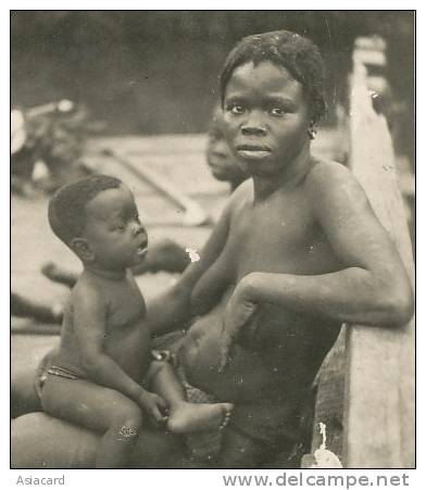 Bangui 739 Oubangui Chari Femme Race Baya Nue Avec Son Enfant  M. Balard Bangui - Centrafricaine (République)