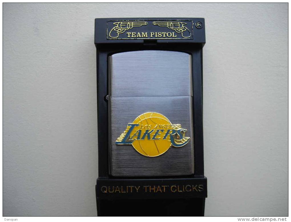 Briquet Essence Team Pistol Publicité Basket Los Angeles Lakers - état Neuf - Otros & Sin Clasificación