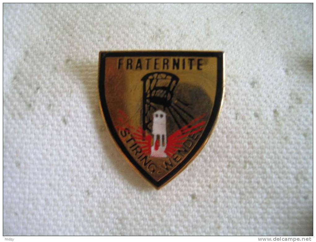 Pin´s Société De Gymnastique "Fraternité 1930" De STIRING-WENDEL - Gymnastics