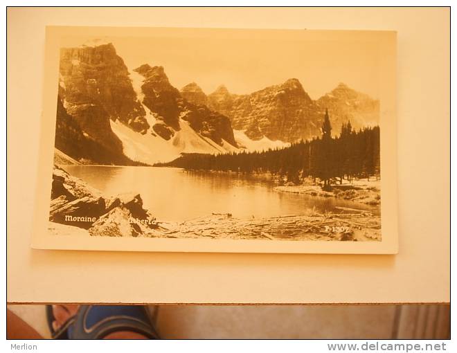 Canada -Alberta - Moraine Lake    -rppc     D69895 - Lake Louise