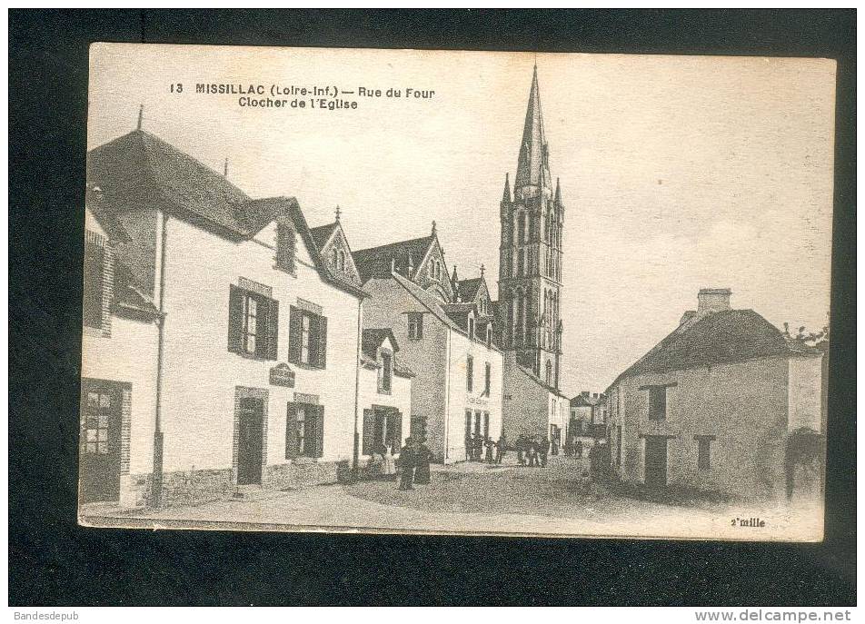 Vente à Prix Fixe - Missillac ( Loire Atlantique 44) - Rue Du Four Clocher De L'église ( Animée F. Chapeau 13) - Missillac