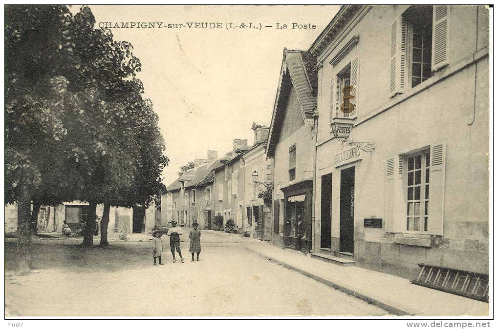 CHAMPIGNY SUR VEUDE - La Poste - Champigny-sur-Veude