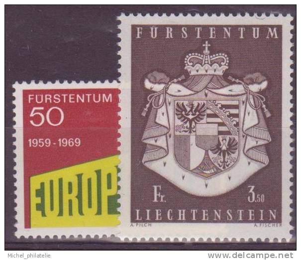 ⭐ Liechtenstein - YT N° 454 Et 455 ** - Neuf Sans Charnière ⭐ - Unused Stamps