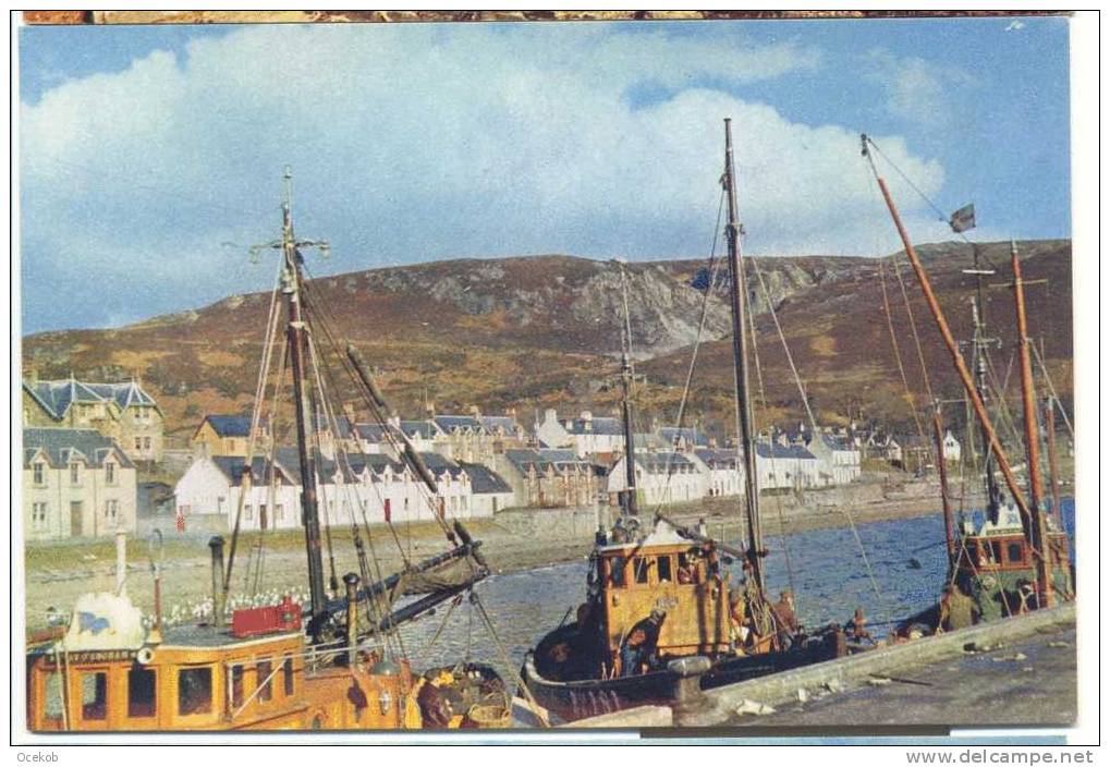 Groot Brittanie Scotland   Ullapool From The Pier  -  J Arthur Dixon - Ross & Cromarty