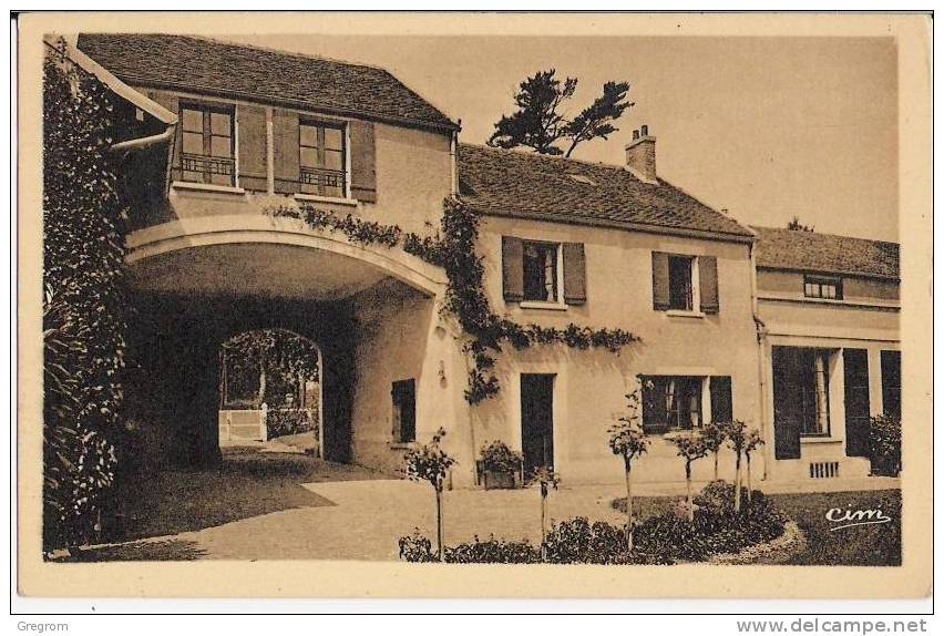 78 LOUVECIENNES  ,ferme Des Deux Portes , Le Porche  ! - Louveciennes